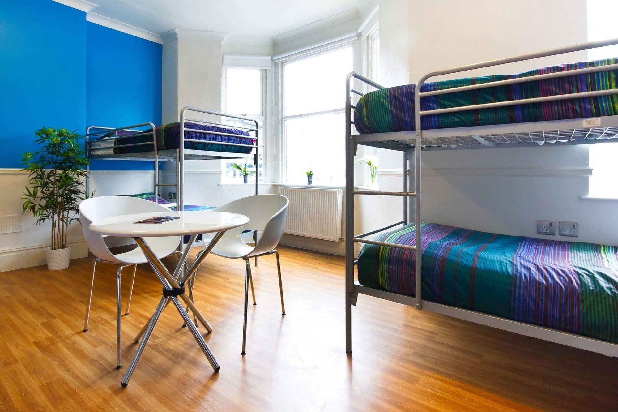 Nosda Studio Hostel Cardiff Bagian luar foto